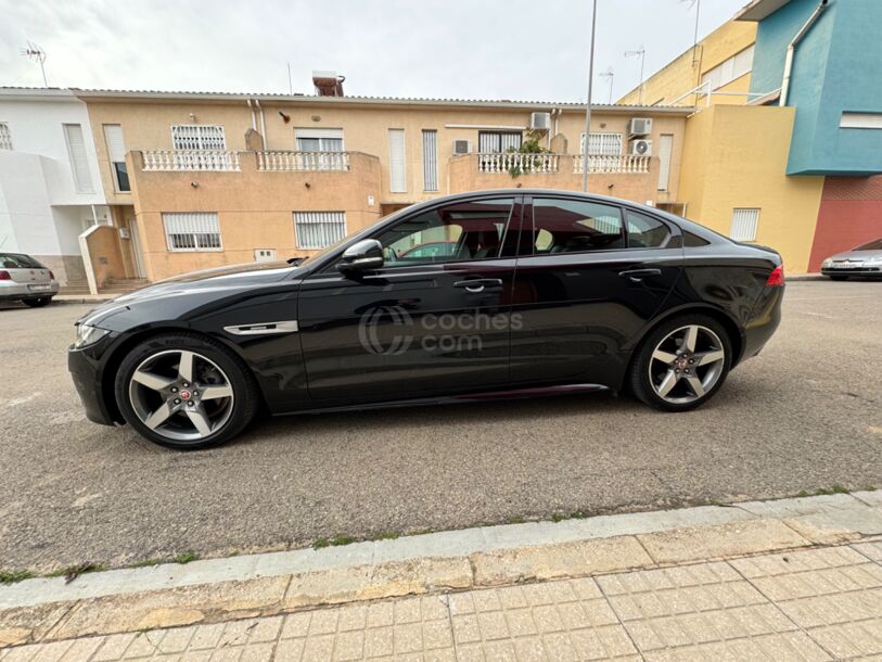 Foto del JAGUAR XE 2.0 Diesel R-Sport Aut. 180