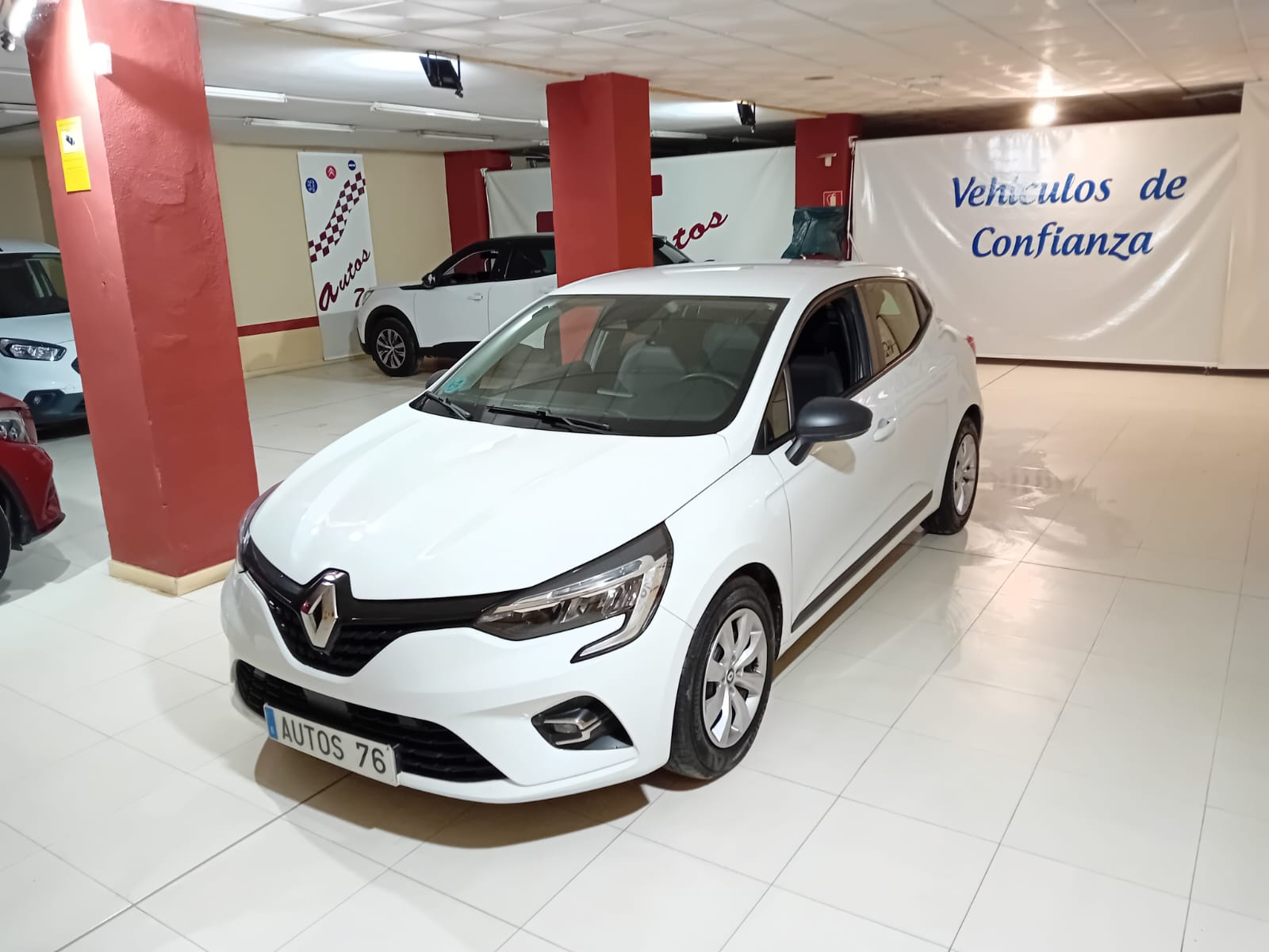 RENAULT Clio (TCe Evolution 67kW) en Badajoz
