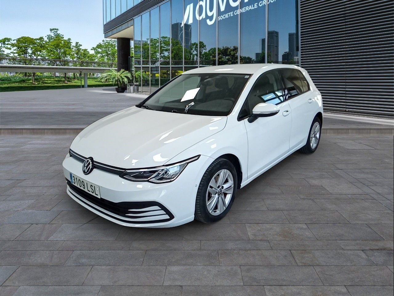 VOLKSWAGEN Golf (Life 2.0 TDI 85 kW (115 CV)) en Madrid