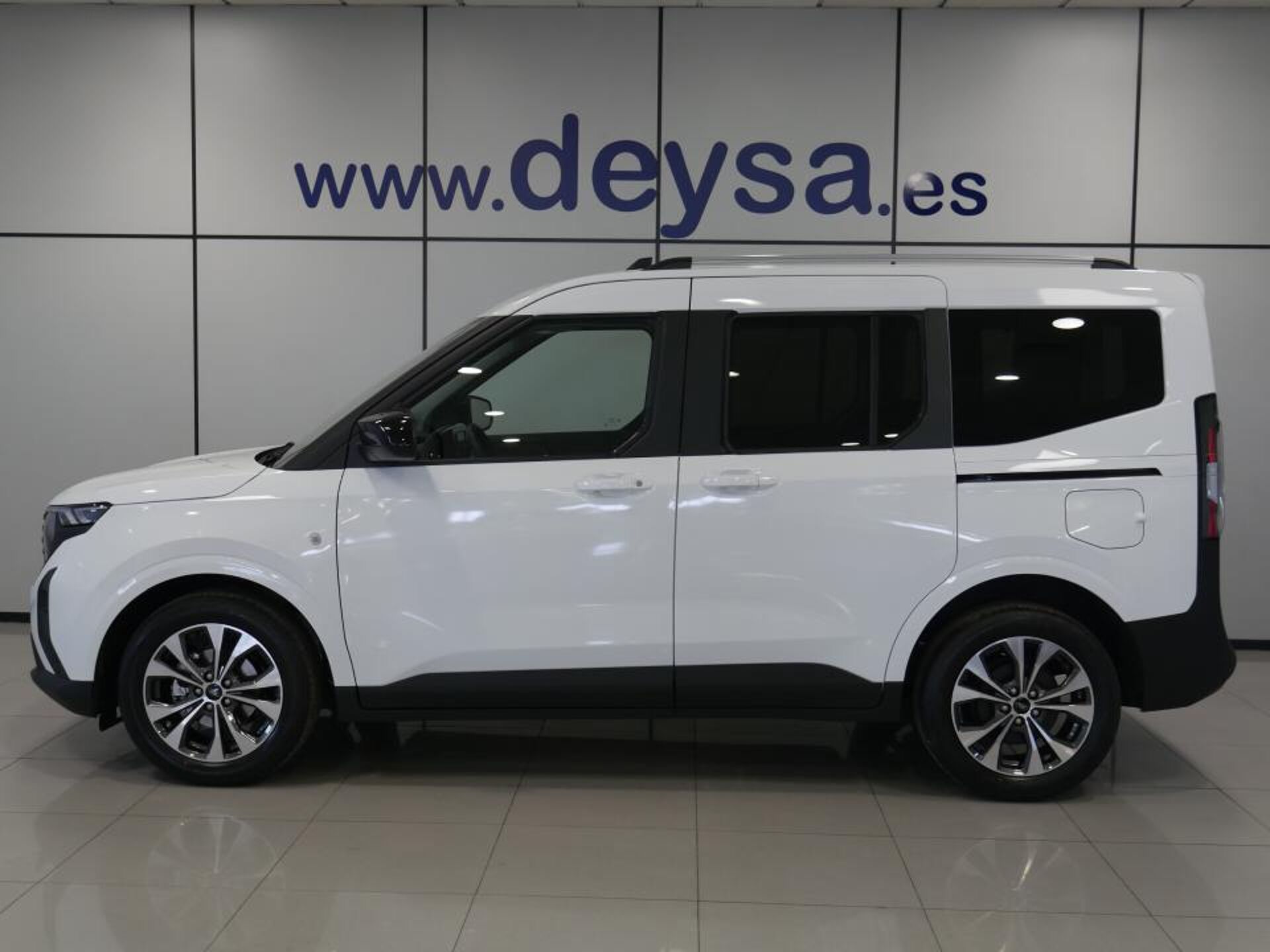 Imagen 2 de FORD Tourneo Courier