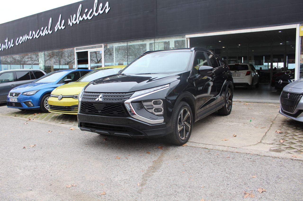 MITSUBISHI Eclipse Cross (2.4 PHEV Kaiteki Auto 4WD) en Madrid