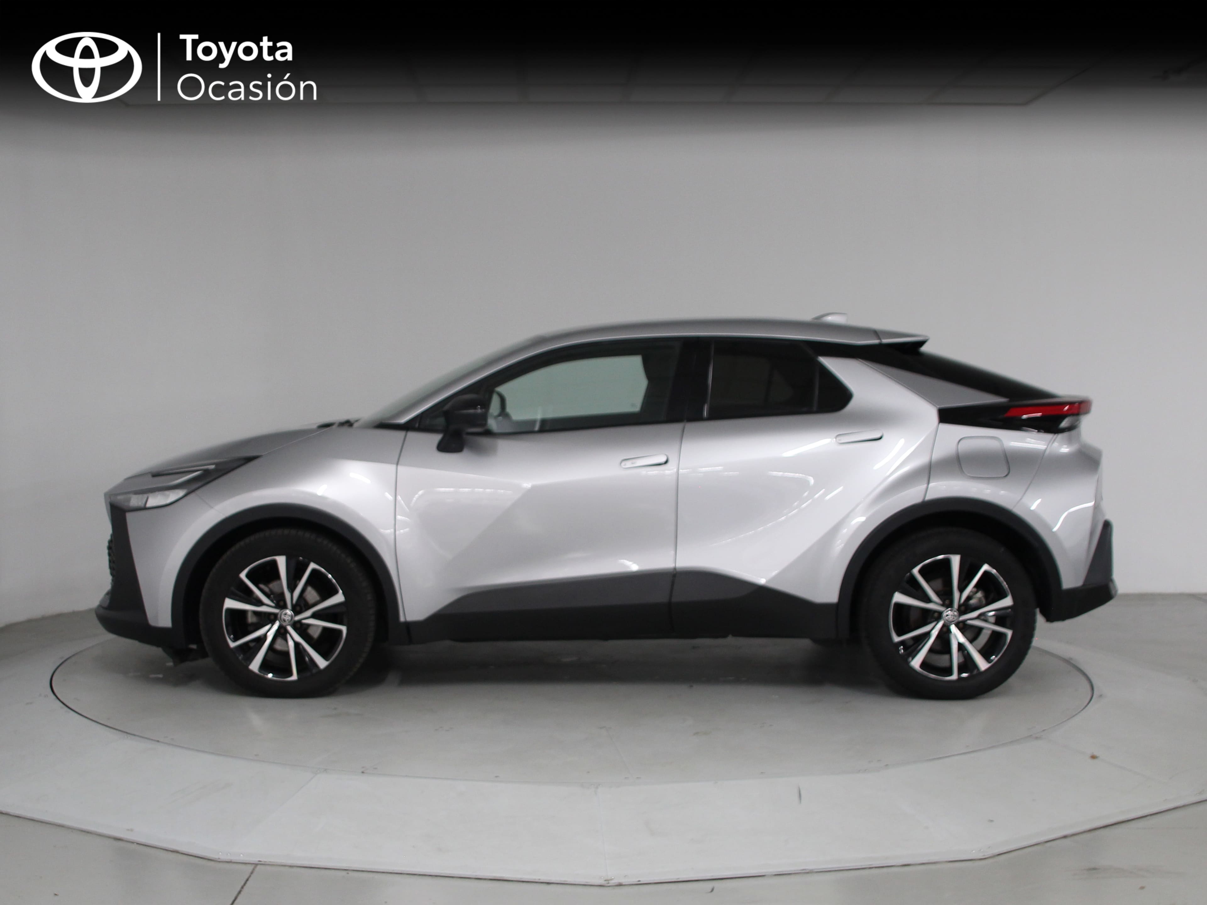 Foto del TOYOTA C-HR 140H Advance