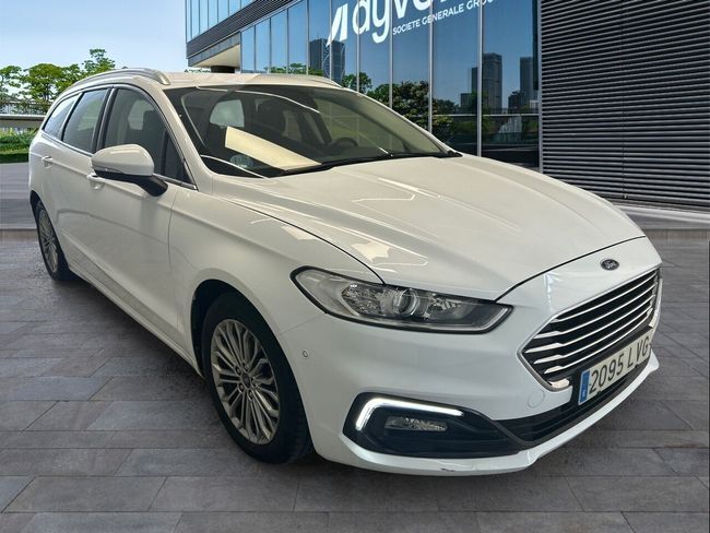 Foto del FORD Mondeo Sportbreak 2.0 HEV Titanium