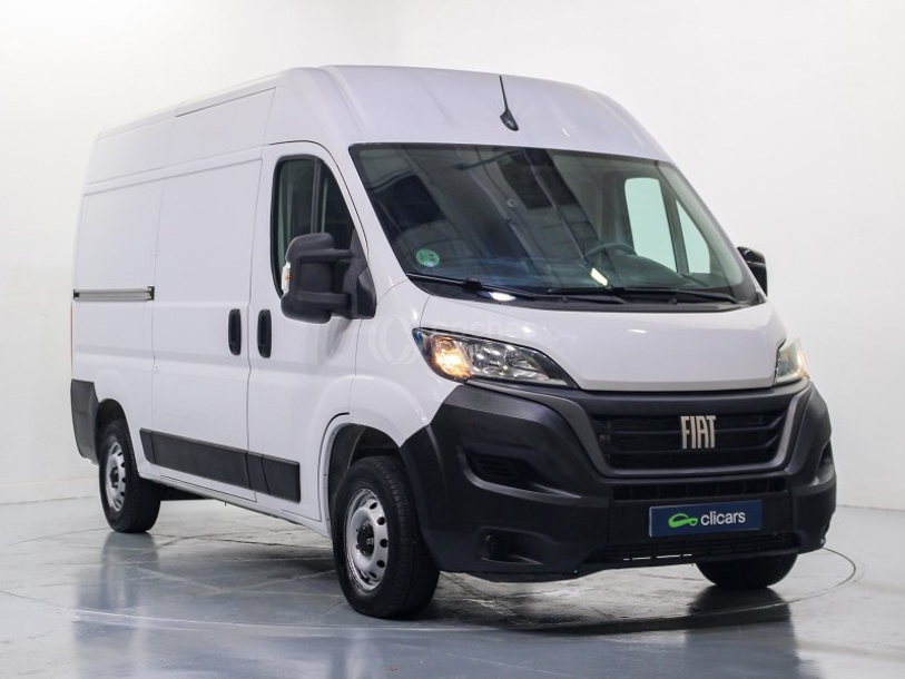 Foto del FIAT Ducato Fg. 35 2.2Mjt L2 H2 Panelado 140CV