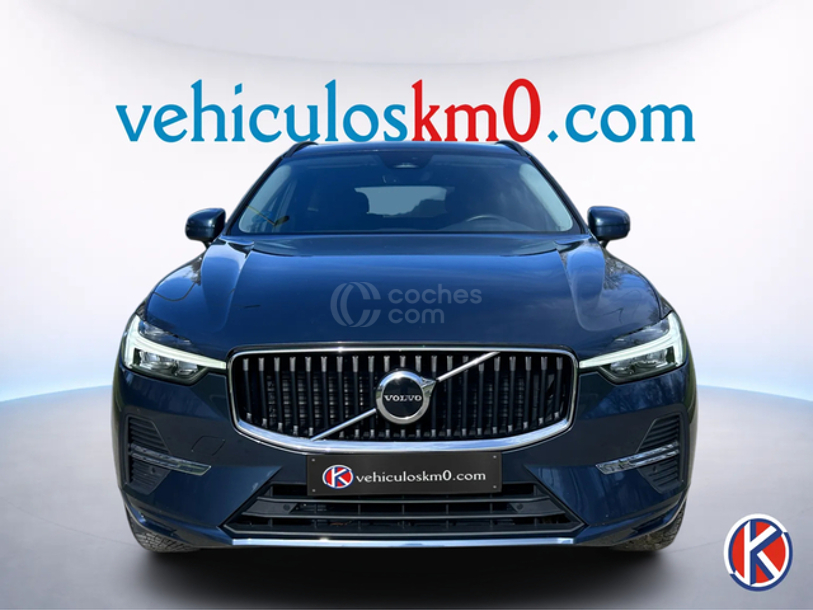 Foto del VOLVO XC60 B4 Momentum Pro FWD Aut.