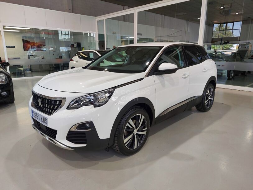 Foto del PEUGEOT 3008 SUV 1.2 S&S PureTech Allure 130
