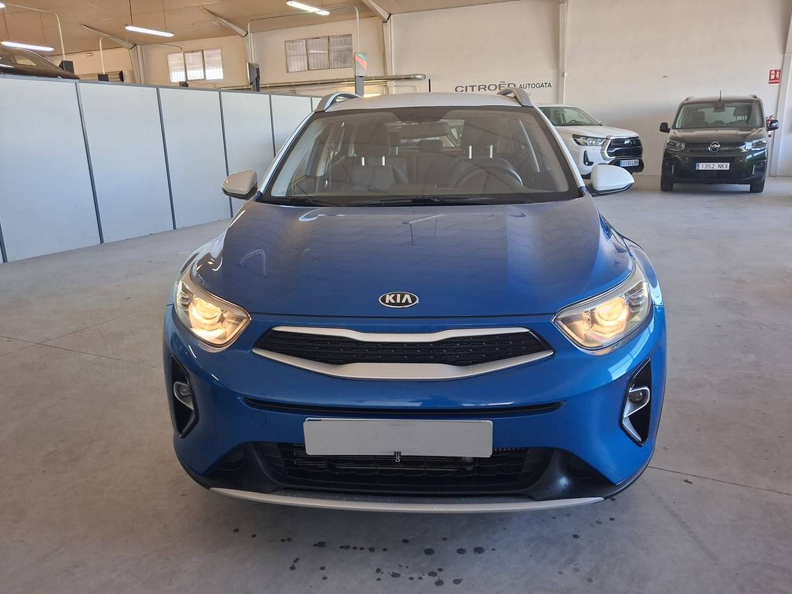 Foto del KIA Stonic 1.0 T-GDi MHEV iMT Concept 120