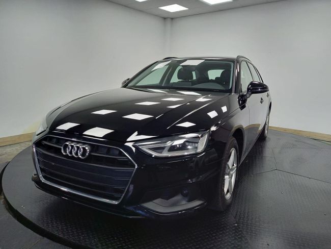 AUDI A4 (Avant 35 TFSI 150ch S tronic 7 HIBRIDO) en Madrid