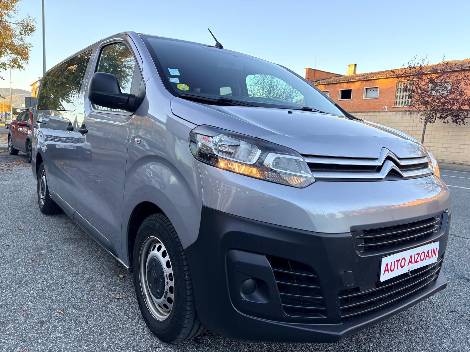 Foto del CITROEN Jumpy Combi 1.5 BlueHDI Talla XL Confort 120