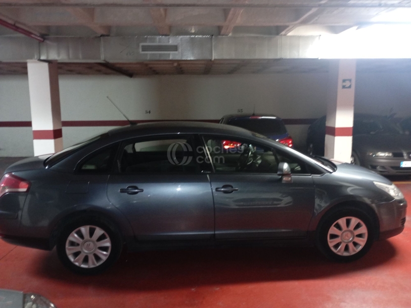 Foto del CITROEN C4 Sedán 1.6i Collection