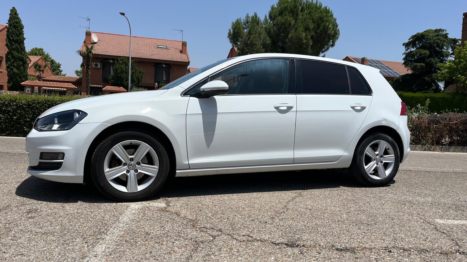 Foto del VOLKSWAGEN Golf 1.6TDI CR BMT Advance DSG 105