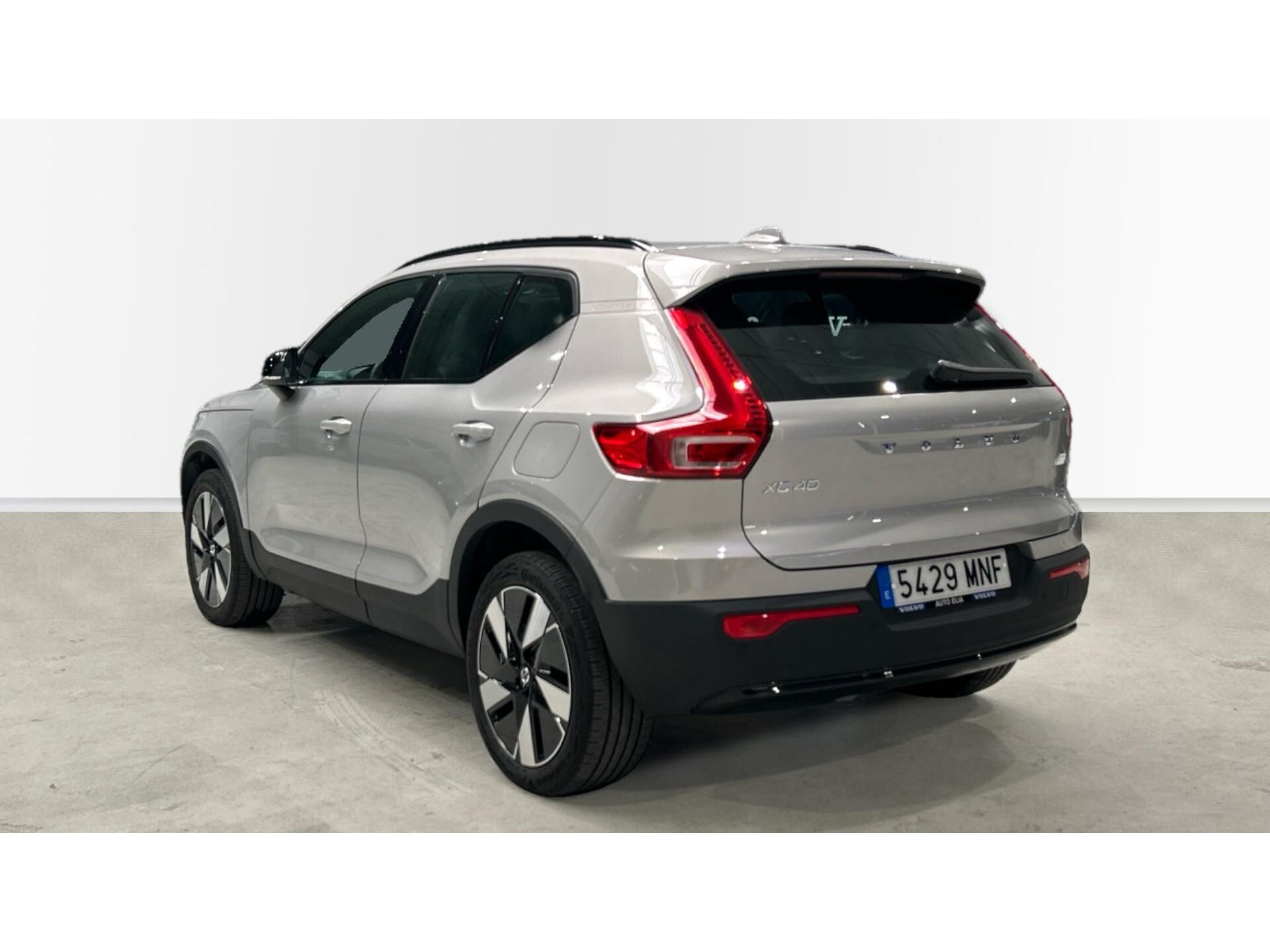 Imagen 2 de VOLVO XC40