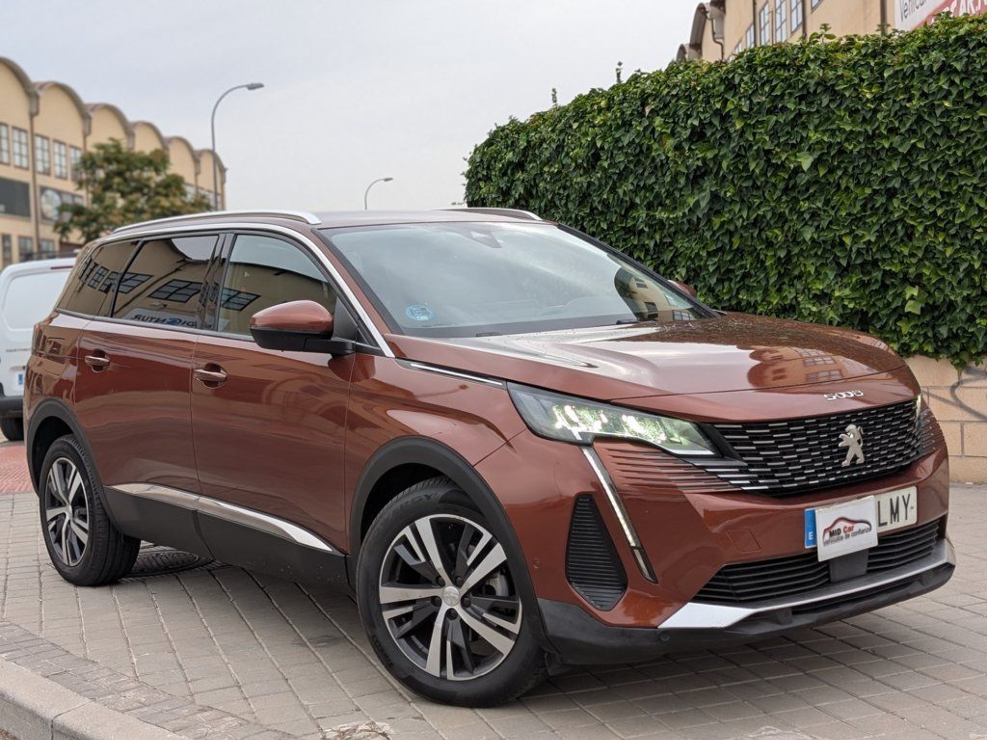 Imagen de PEUGEOT 5008