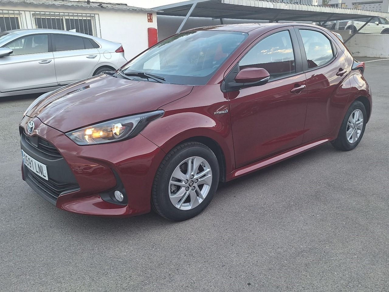 TOYOTA Yaris (1.5 120H Active Tech) en Madrid