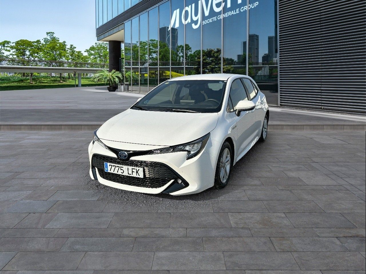 TOYOTA Corolla (125H Active E-CVT 90 kW (122 CV)) en Madrid