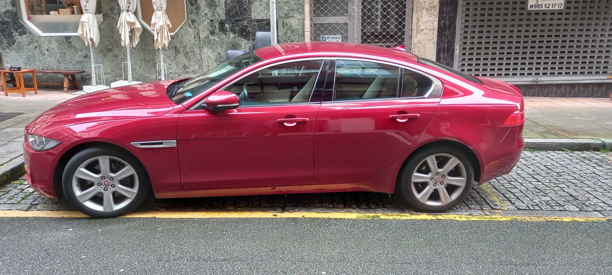Foto del JAGUAR XE 2.0 Diesel Prestige Aut. 180