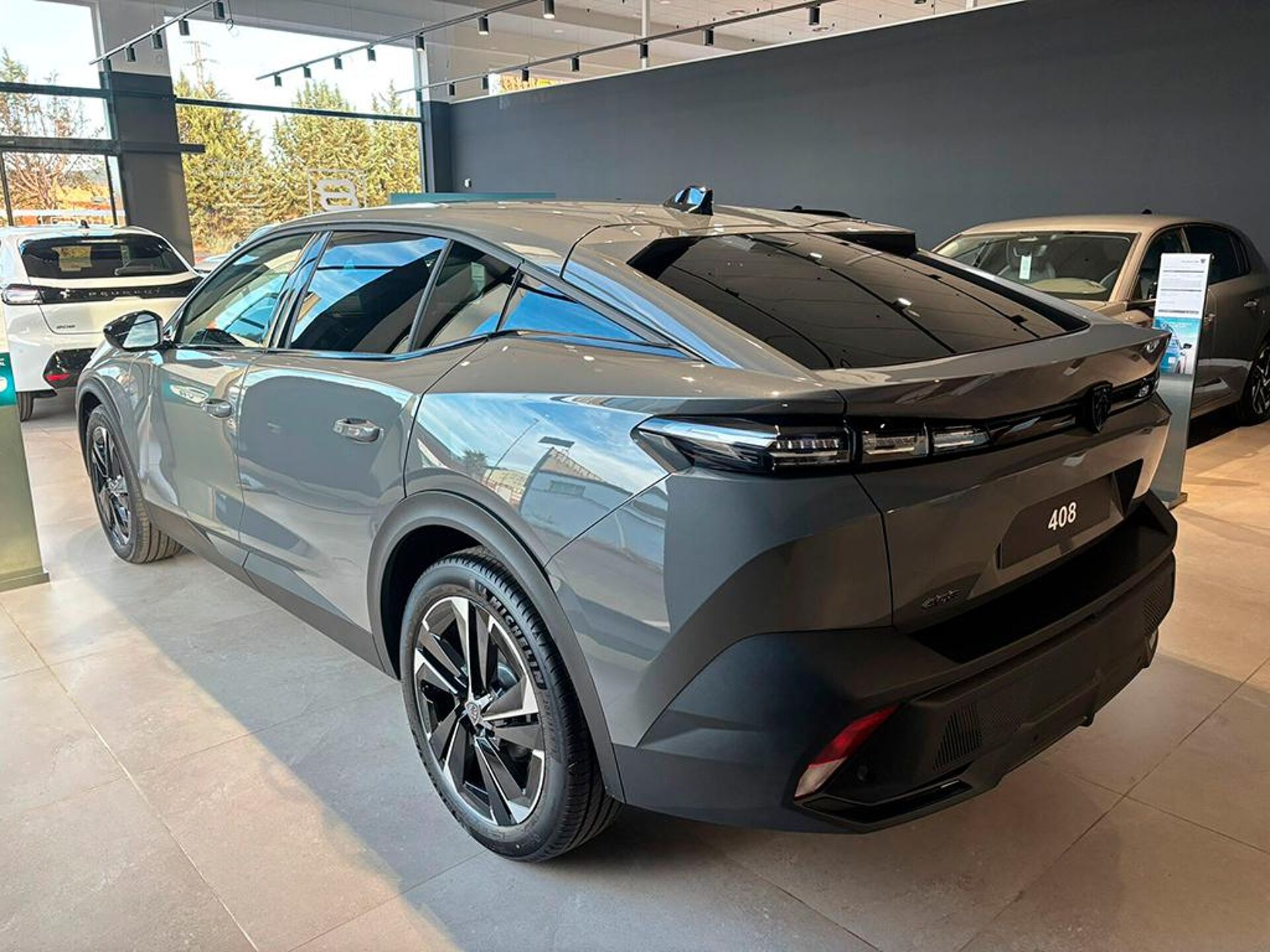 Imagen 3 de PEUGEOT 408