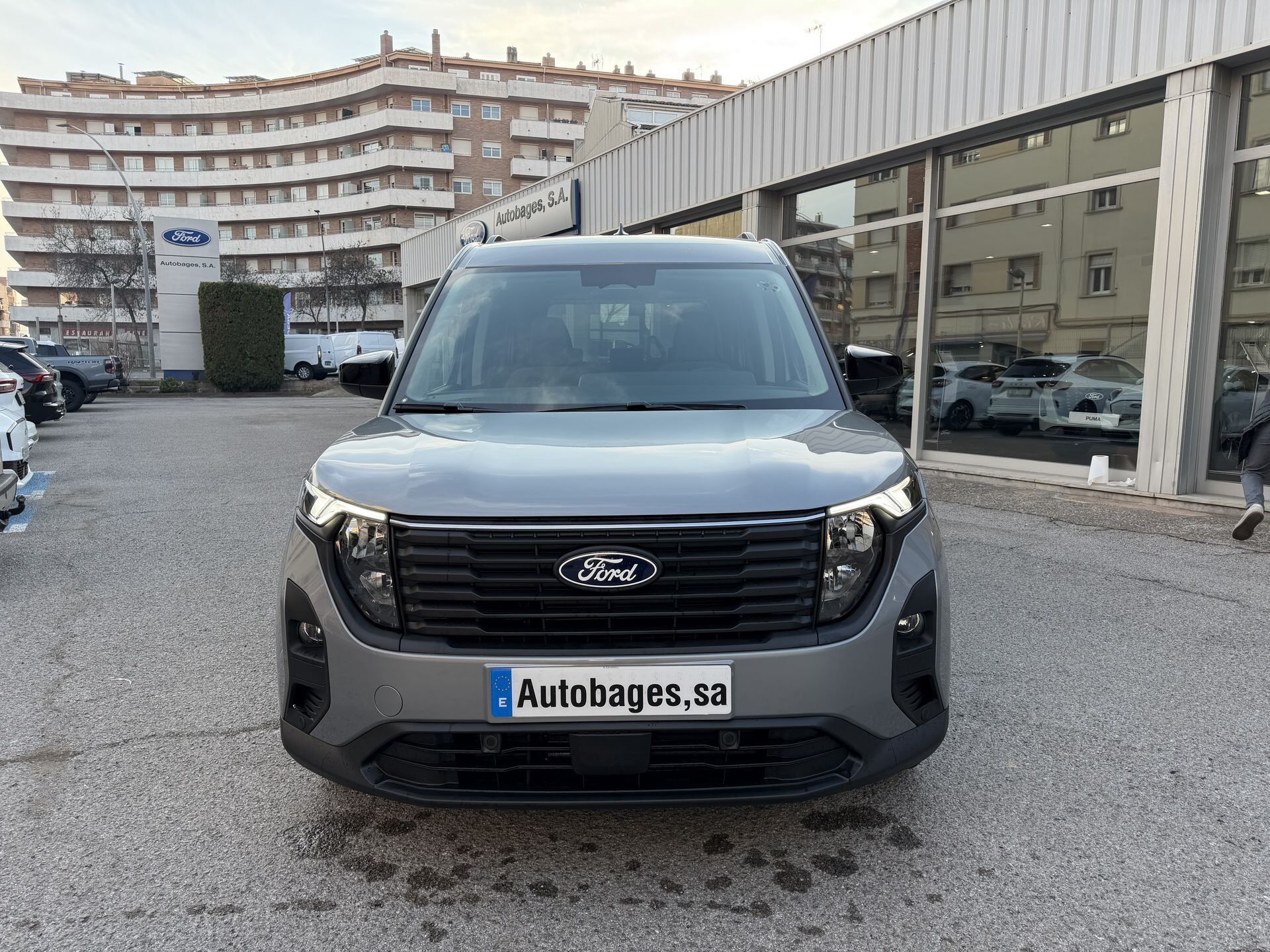 Imagen 2 de FORD Tourneo Courier