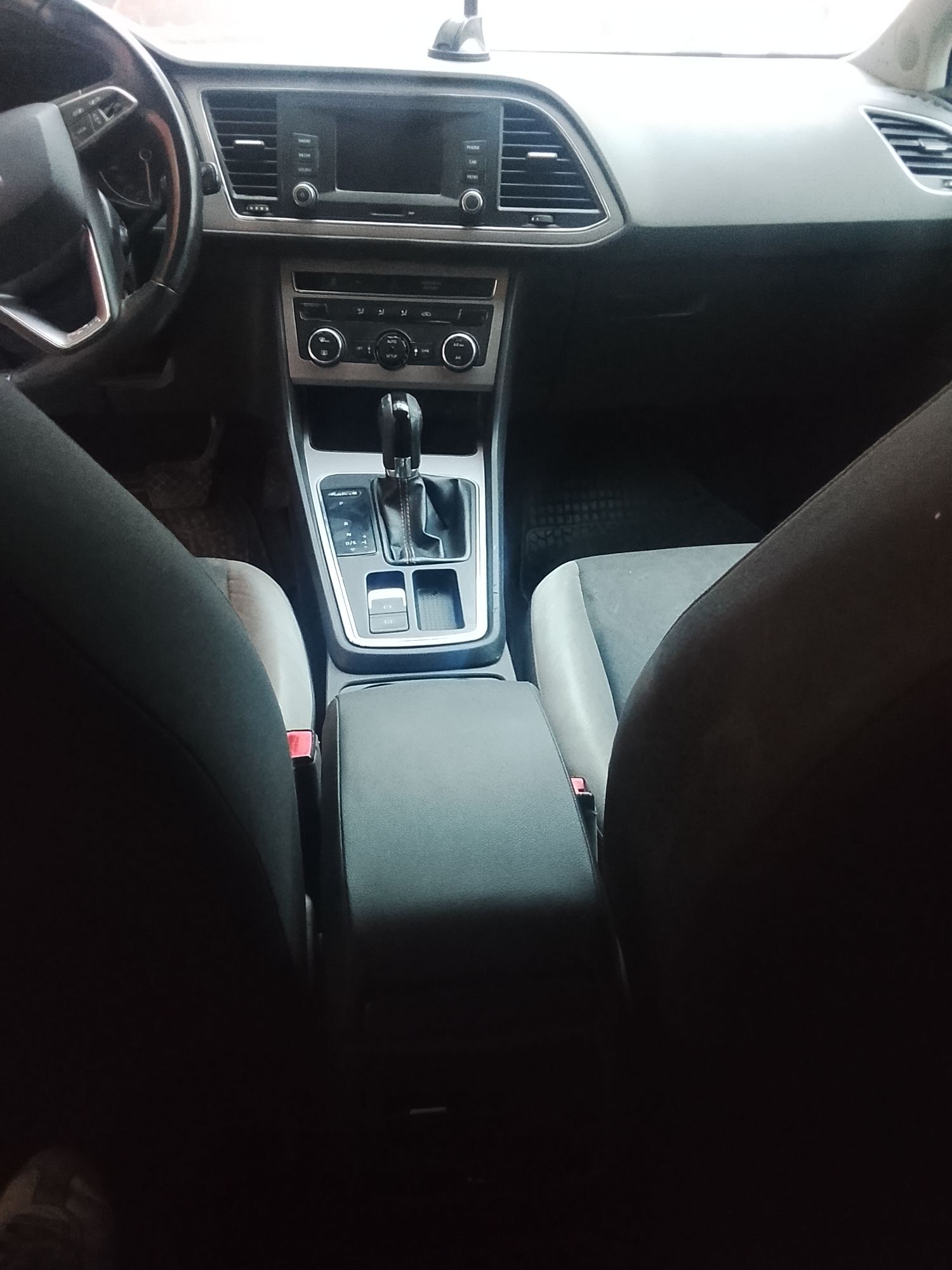 Foto del SEAT León ST 2.0TDI CR S&S Xcellence DSG 150