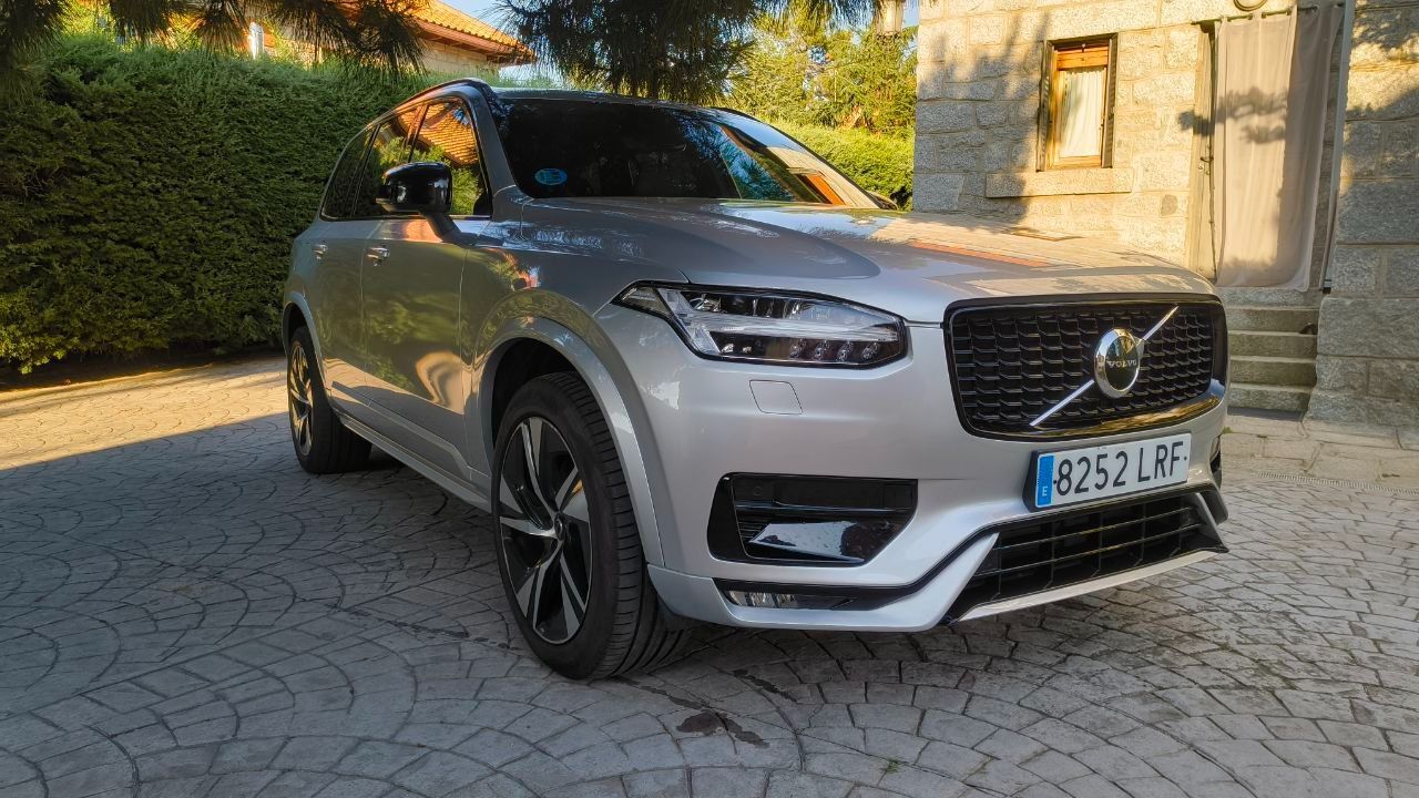 Foto del VOLVO XC90 B5 R-Design 7pl. AWD Aut.