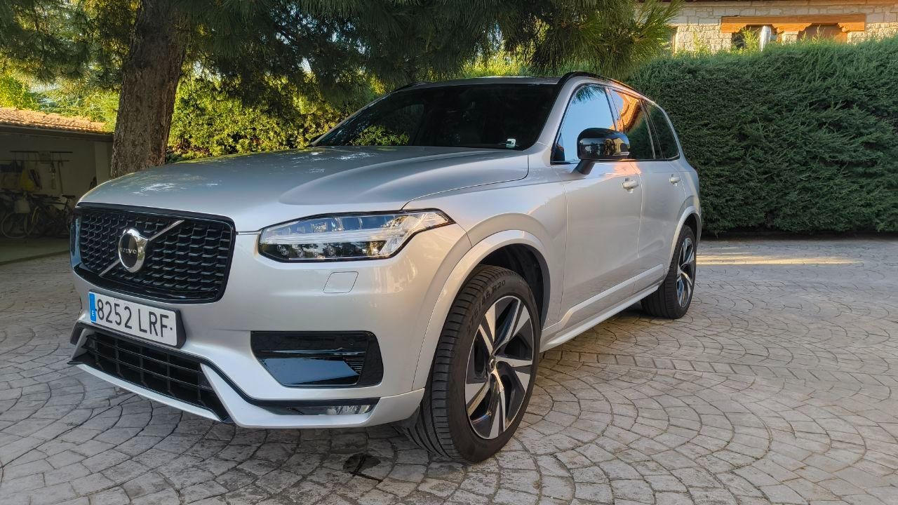 Foto del VOLVO XC90 B5 R-Design 7pl. AWD Aut.