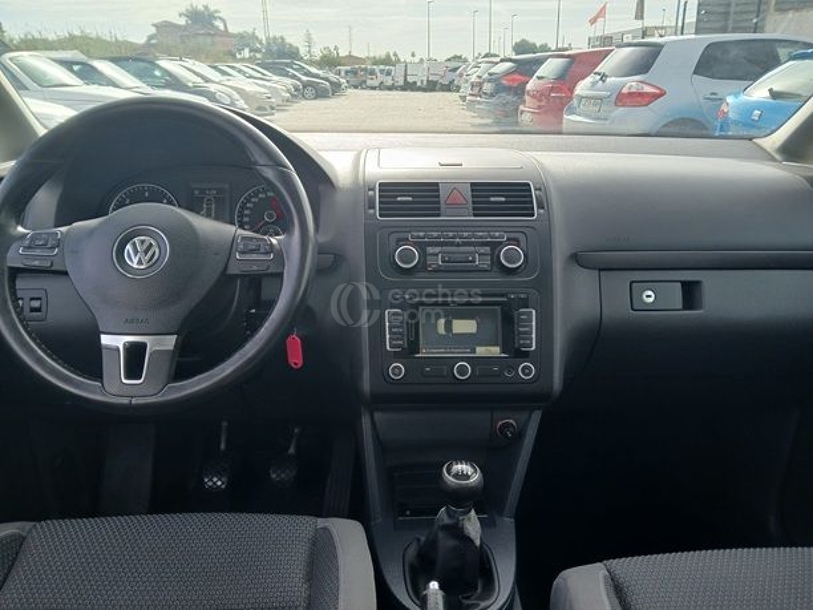 Foto del VOLKSWAGEN Touran 1.6TDI Advance 105