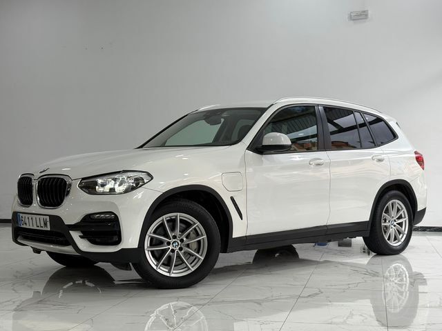 BMW X3 (xDrive30e xLine 215 kW (292 CV)) en Barcelona