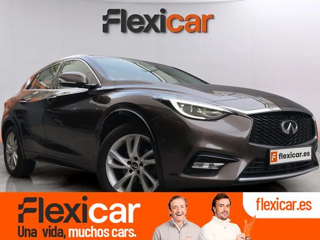 INFINITI Q30 (1.6T 90kW (122CV) PREMIUM) en Madrid