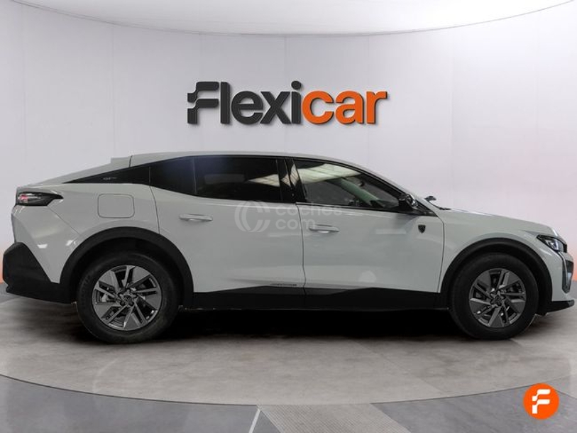 Foto del PEUGEOT 408 Hybrid 136 Allure e-DCS6