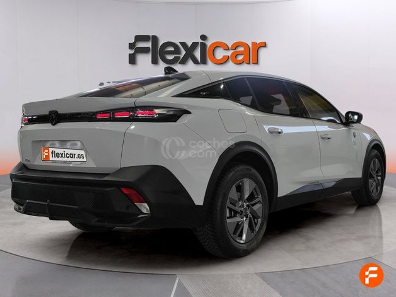 Foto del PEUGEOT 408 Hybrid 136 Allure e-DCS6