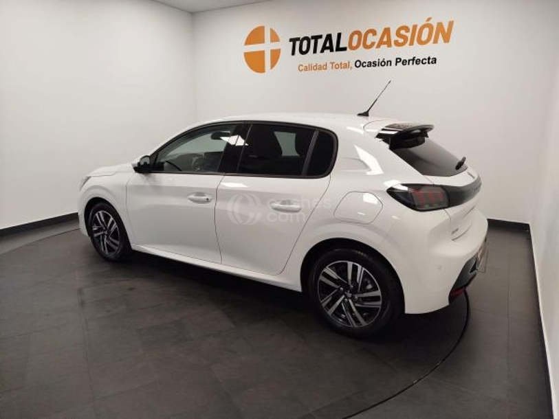 Foto del PEUGEOT 208 1.2 Puretech S&S Allure Pack 100