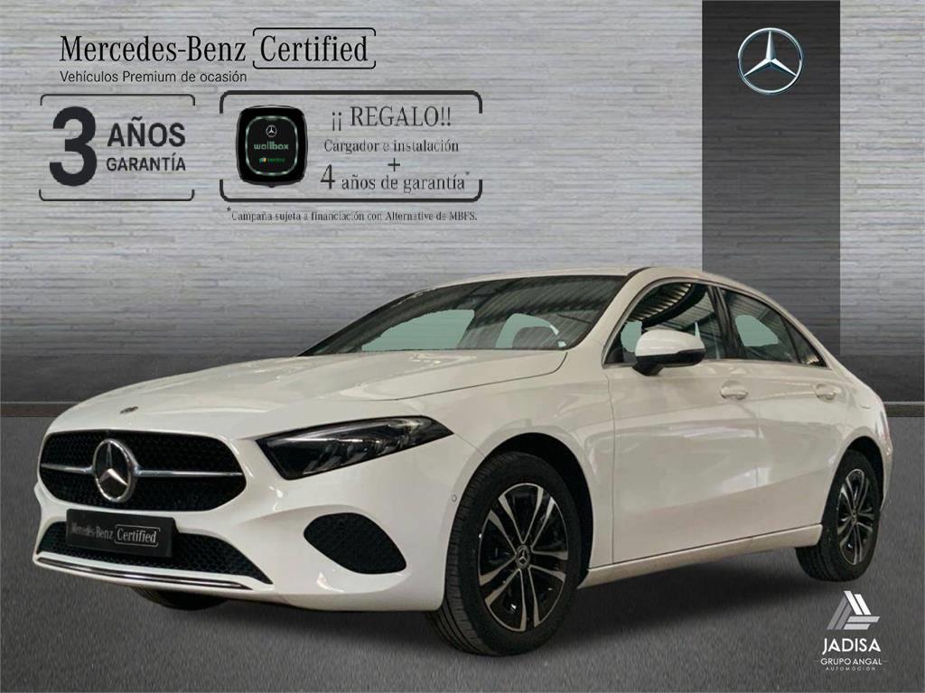 MERCEDES Clase A (A 250 e Sedán) en Jaén
