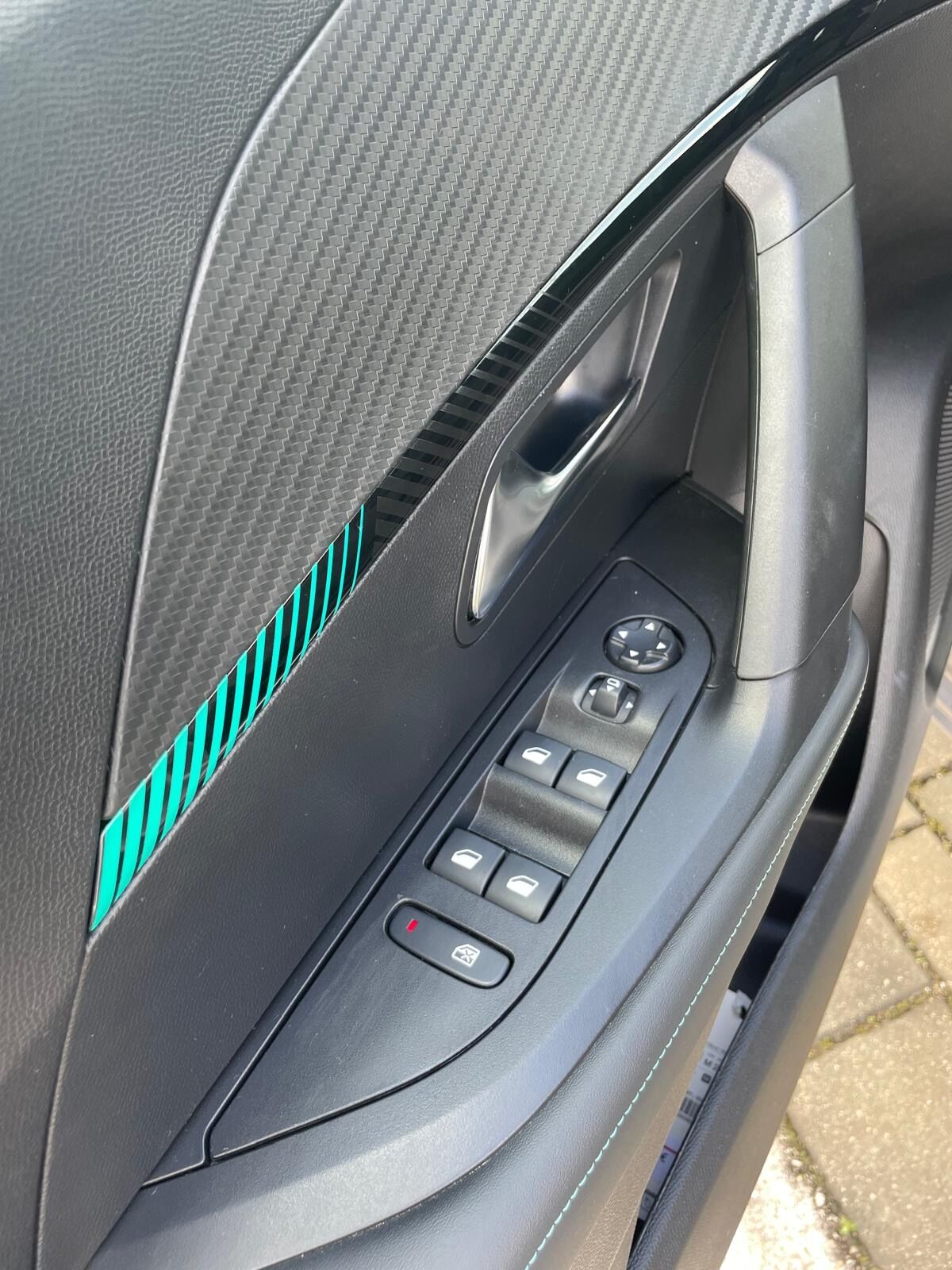 Foto del PEUGEOT 2008 1.5BlueHDi S&S Allure EAT8 130