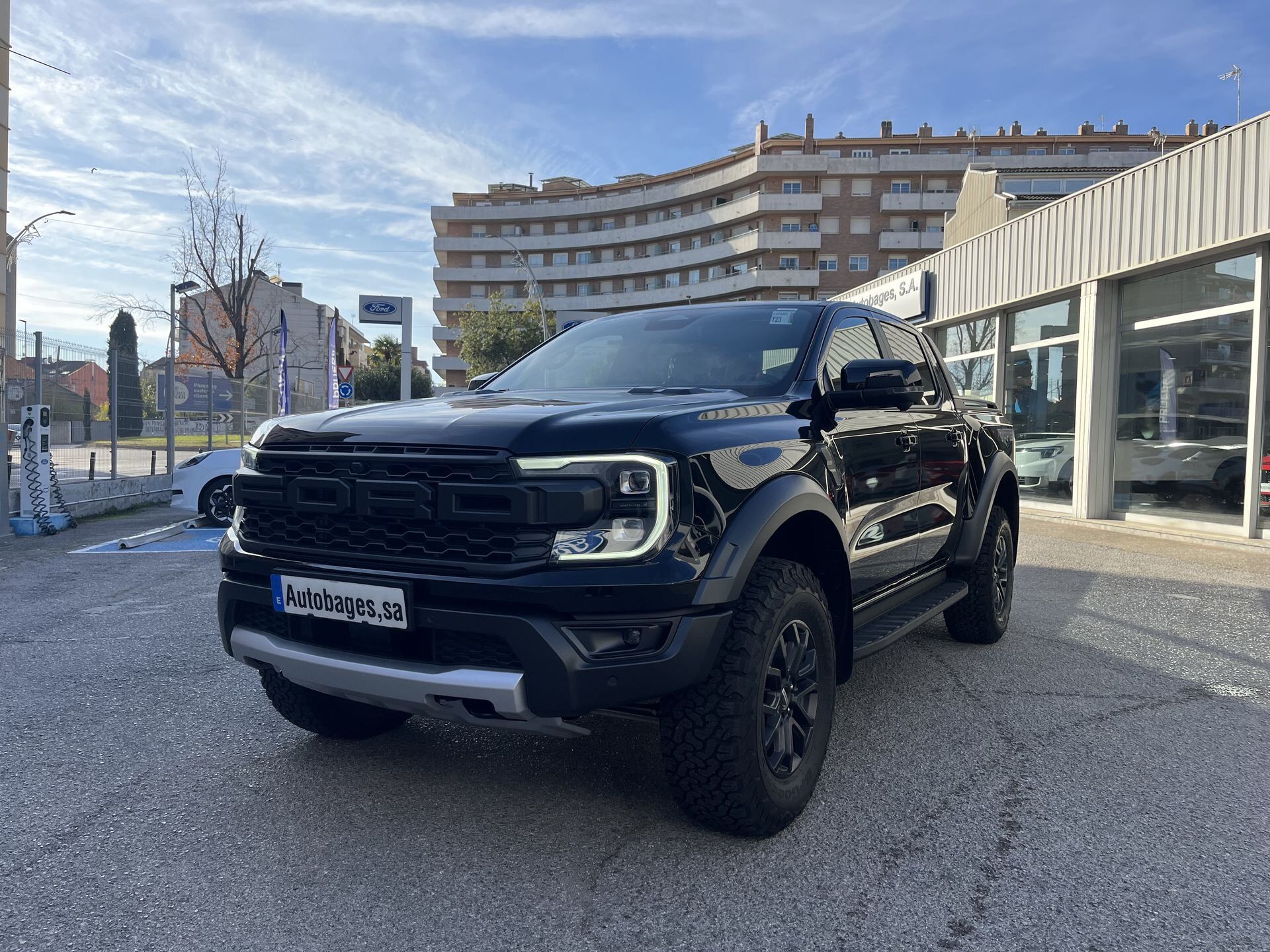 FORD Ranger (3.0 Ecoboost 288cv AT e-AWD Raptor) en Barcelona