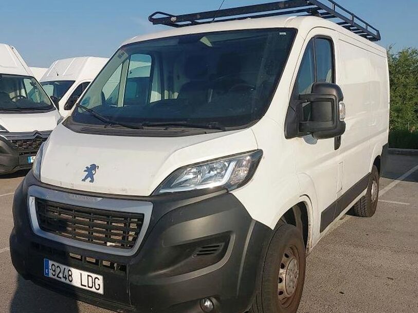 Foto del PEUGEOT Boxer Furgón 2.2BlueHDI 330 L1H1 Pack S&S 120