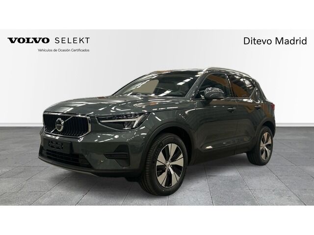 VOLVO XC40 (B3 G Core Auto 120 kW (163 CV)) en Madrid