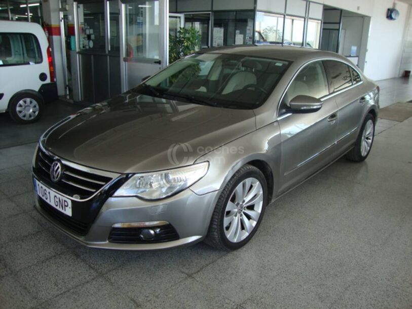 Foto del VOLKSWAGEN Passat 2.0TDI Advance DPF