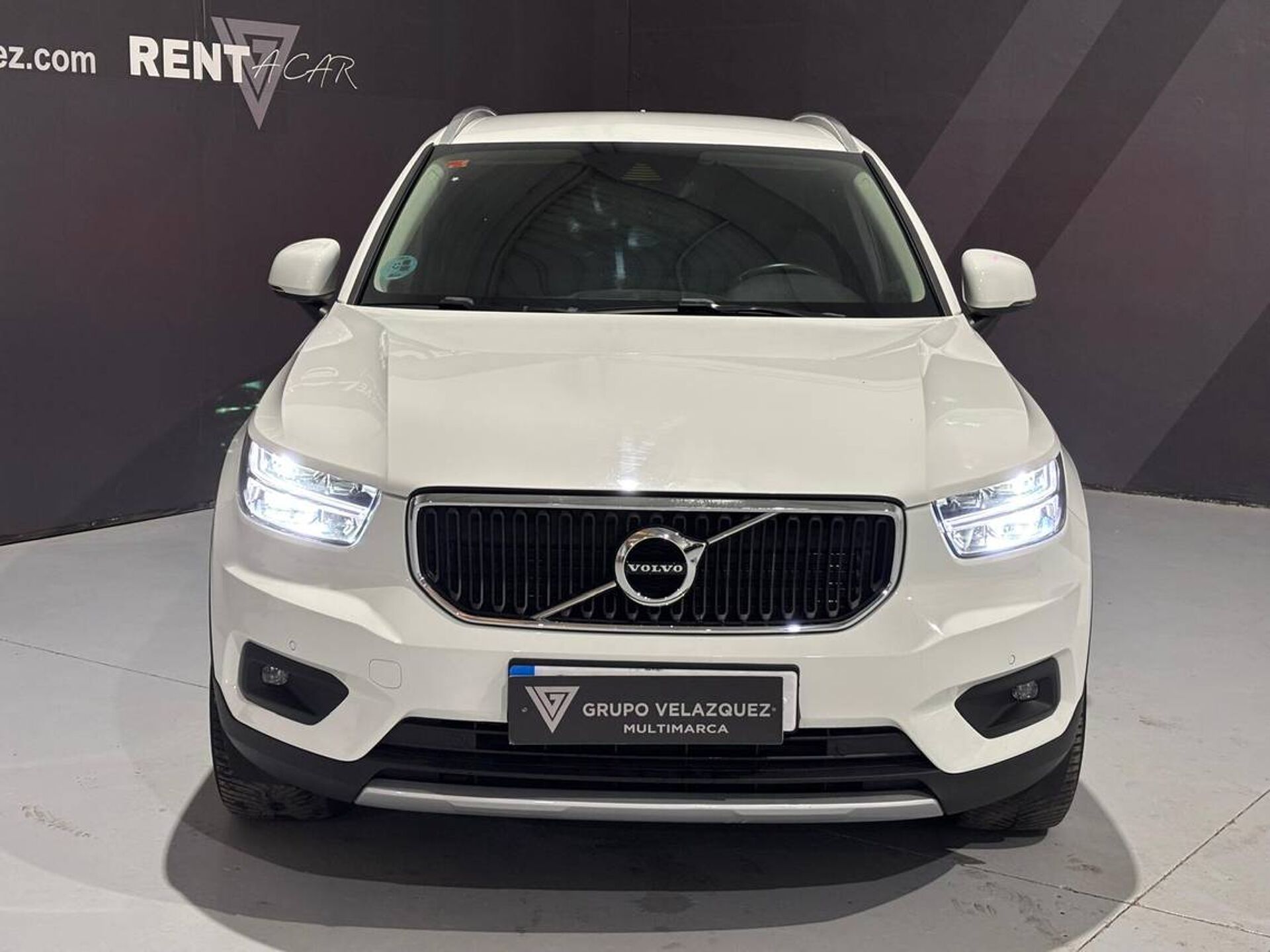 Imagen 3 de VOLVO XC40