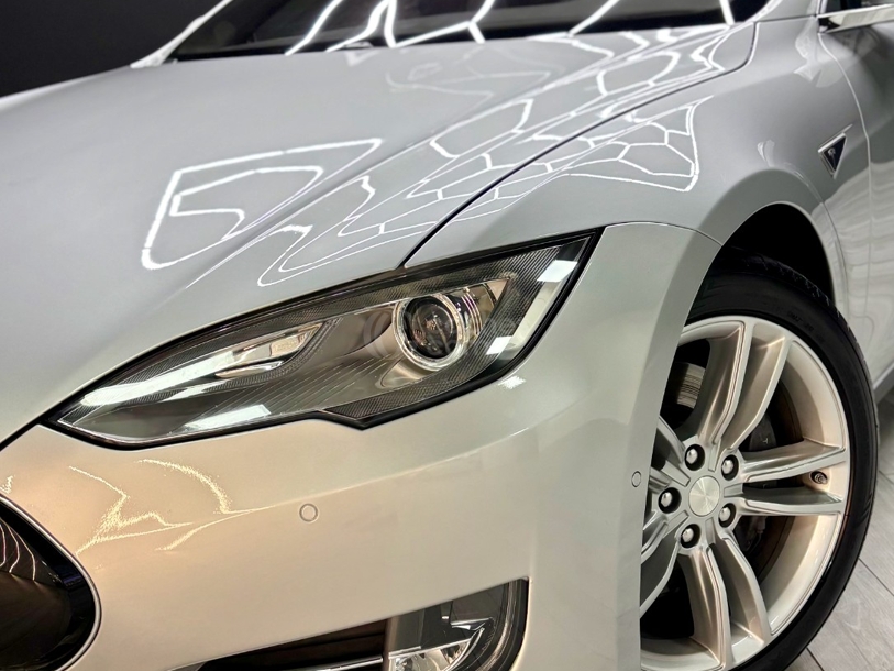 Foto del TESLA Model S 100D