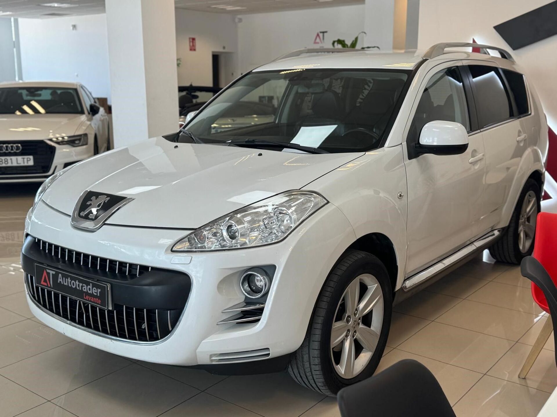 Imagen de PEUGEOT 4007