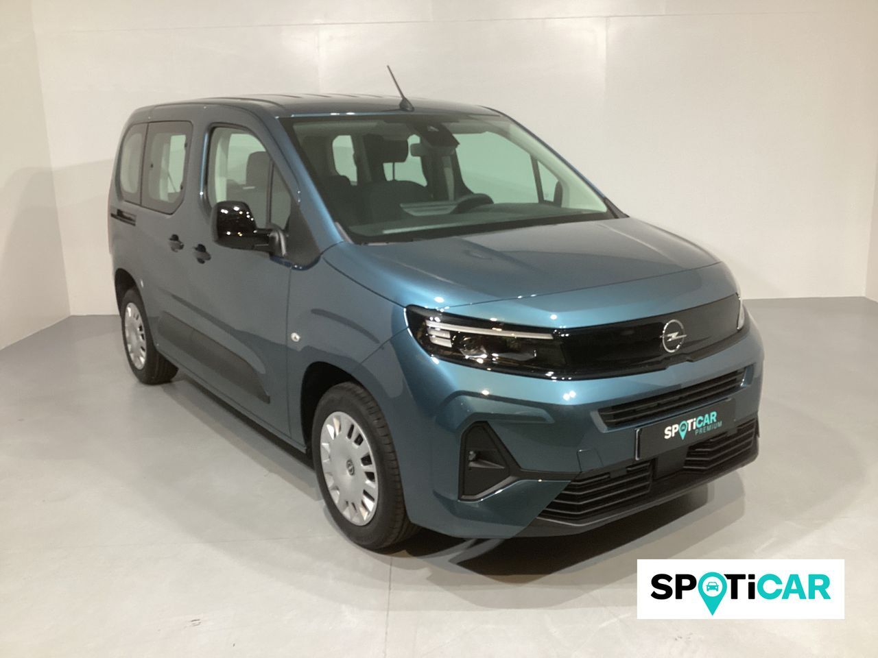 OPEL Combo (100 Cv 1.5 Td S/S MT6 €6.4) en Barcelona