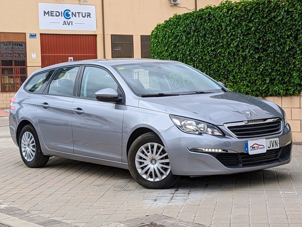 PEUGEOT 308 (SW 1.6 BlueHDi Business Line 100) en Madrid