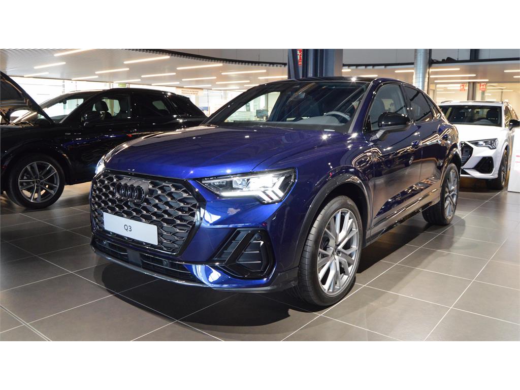 AUDI Q3 (35 TFSI 110kW(150CV) S tronic Black Line) en Barcelona