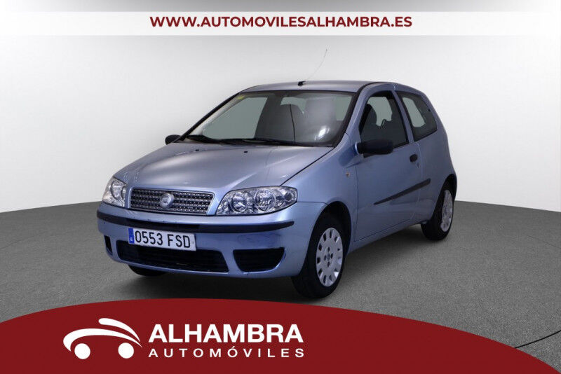 FIAT Punto (1.2 ACTIVE 3P) en Madrid