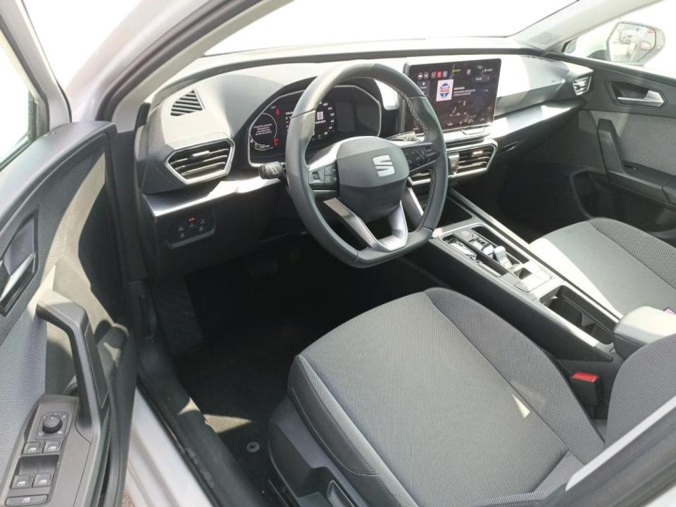 Foto del SEAT León 1.5 eTSI S&S Style 25ª Aniversario DSG-7 115