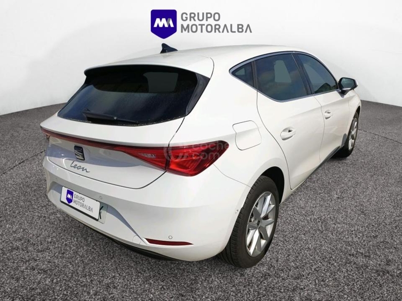 Foto del SEAT León 1.5 eTSI S&S Style 25ª Aniversario DSG-7 115