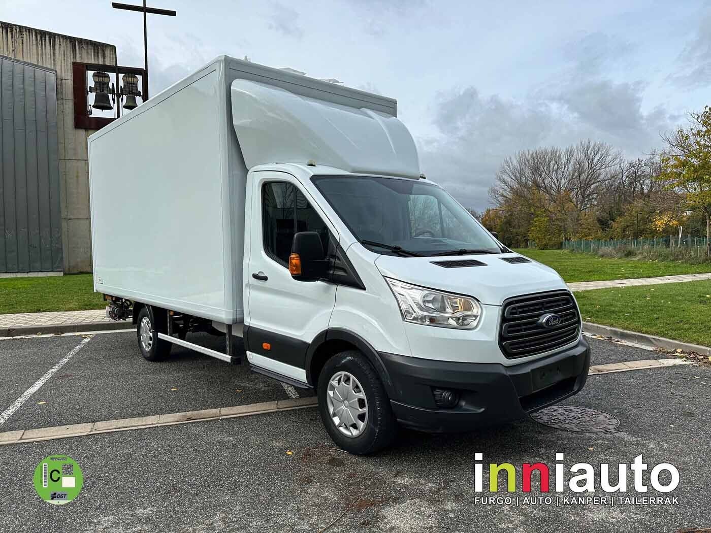 FORD Transit (Carrozada con plataforma 2.0 EcoBlue 130cv) en Navarra