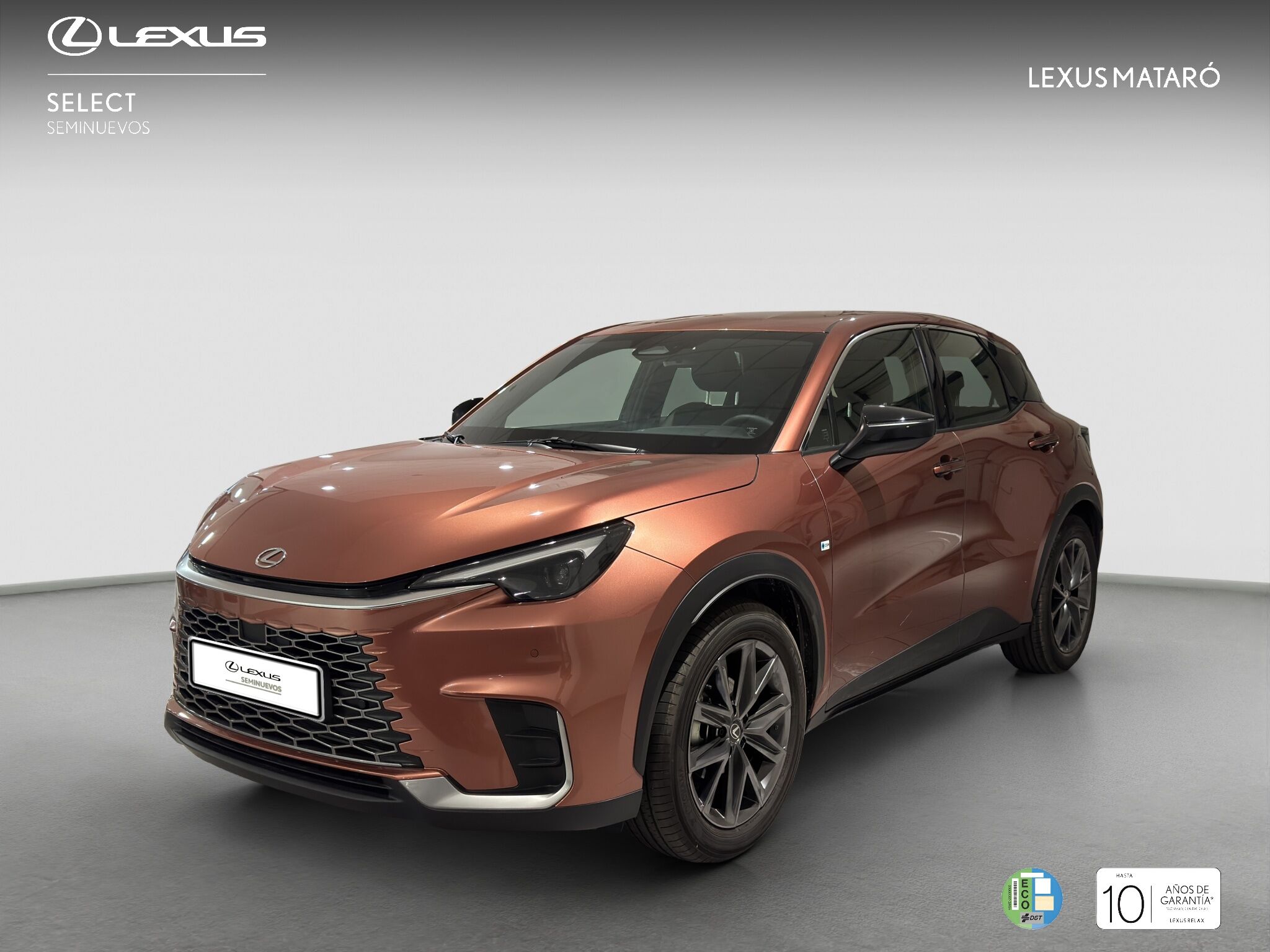 LEXUS LBX (1.5 136HP HEV ELEGANT PLUS BLACK 136 5P) en Barcelona