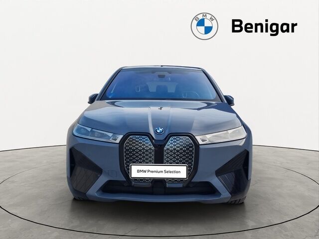 Foto del BMW iX xDrive 50