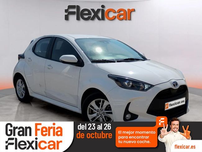 TOYOTA Yaris (1.5 120H Business Plus) en Rioja, La